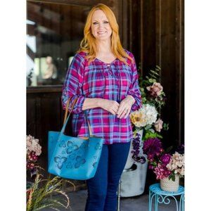 The Pioneer Woman Blue Laser Cut Tote Bag NWT